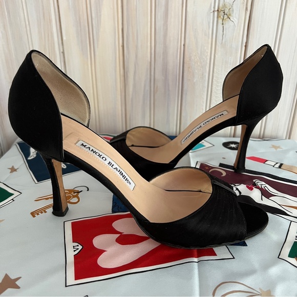 ✨HOST PICK✨ MANOLO BLAHNIK D’ORSAY SATIN HIGH HEEL PEEP TOE - Picture 3 of 5